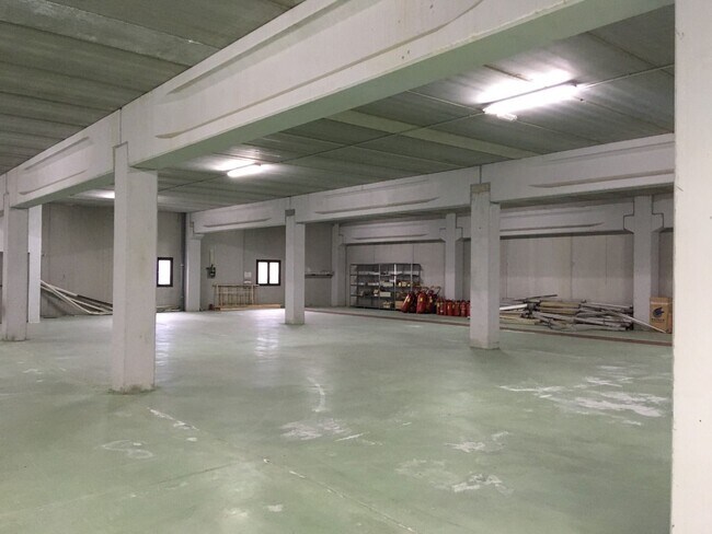 Más detalles de Nave en alquiler