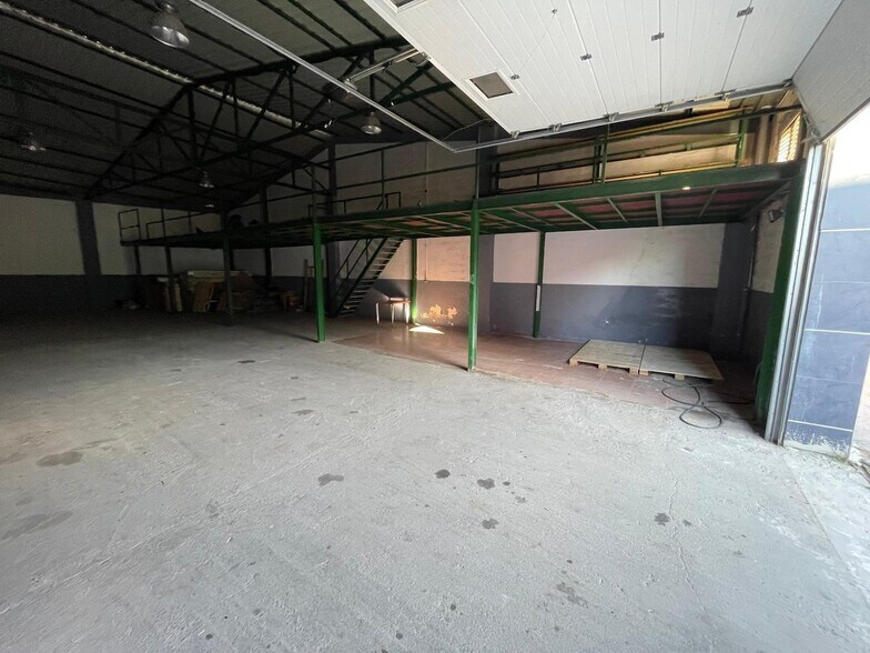 Nave en Cáceres, Cáceres en venta - Foto del edificio - Imagen 3 de 6
