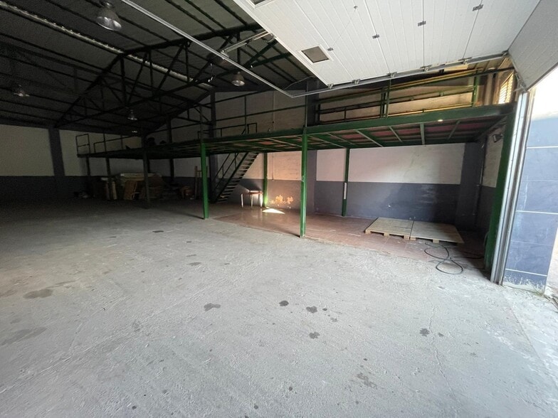 Nave en Cáceres, Cáceres en venta - Foto del edificio - Imagen 3 de 6
