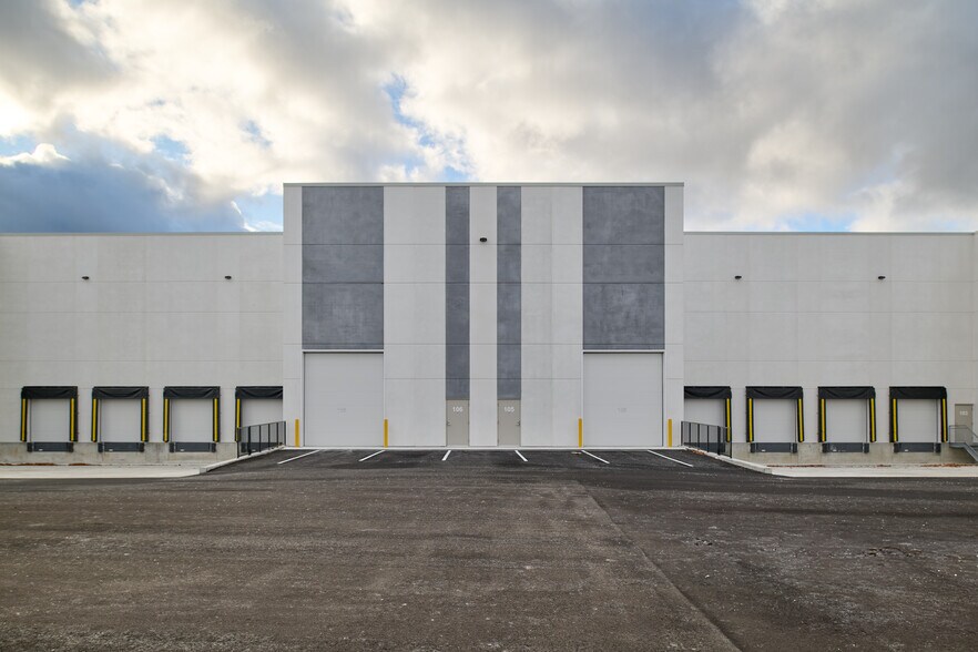 7755 Birchmount Rd, Markham, ON en venta - Foto del edificio - Imagen 3 de 6