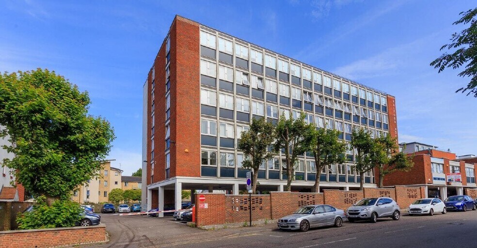 2 Coval Ln, Chelmsford en alquiler - Foto del edificio - Imagen 3 de 3