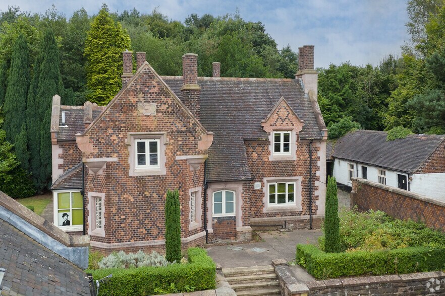 University Dr, Newcastle Under Lyme en alquiler - Foto del edificio - Imagen 2 de 8