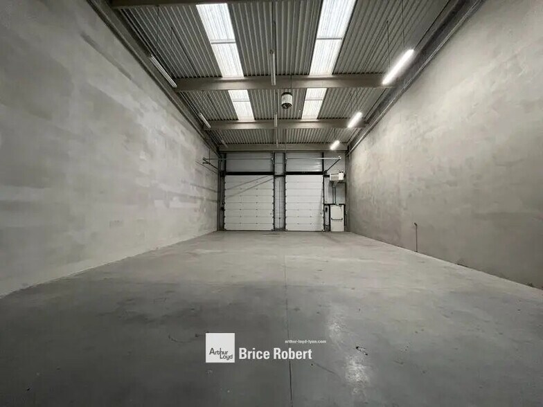 Flex en Saint-Quentin-Fallavier en alquiler - Foto del interior - Imagen 2 de 7