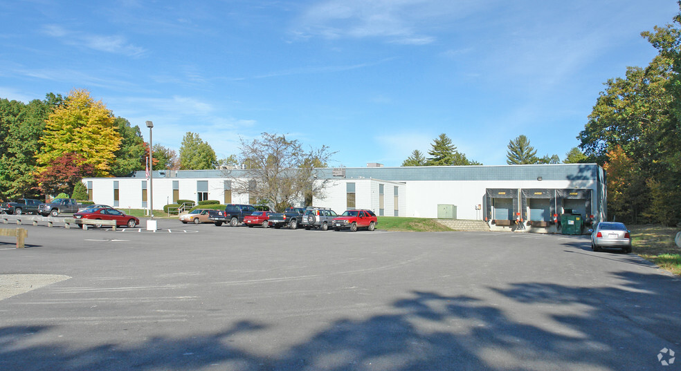 32 Industrial Dr, Exeter, NH en alquiler - Foto principal - Imagen 1 de 1