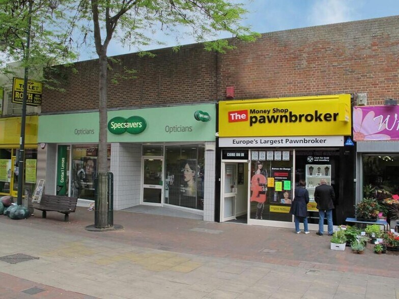 215-217 High St, Chatham en venta - Foto del edificio - Imagen 2 de 7