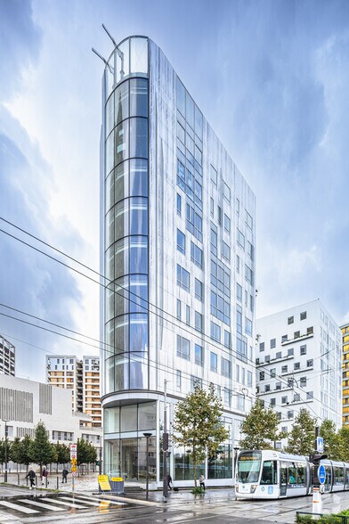 6 Avenue De La Porte De La Chapelle, Paris en alquiler - Foto del edificio - Imagen 2 de 4