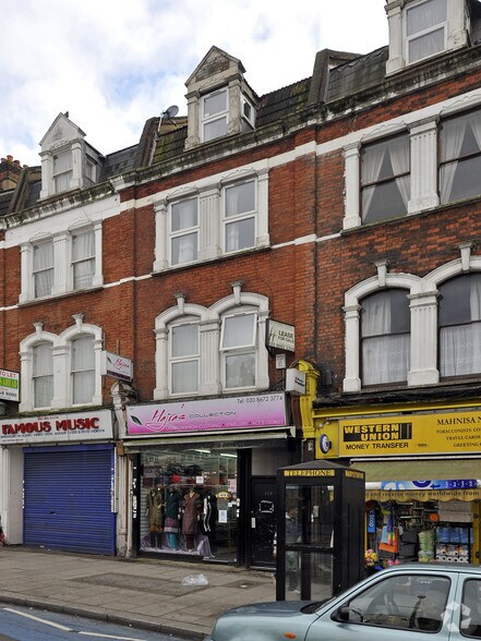 159 Upper Tooting Rd, London en alquiler - Foto del edificio - Imagen 2 de 2