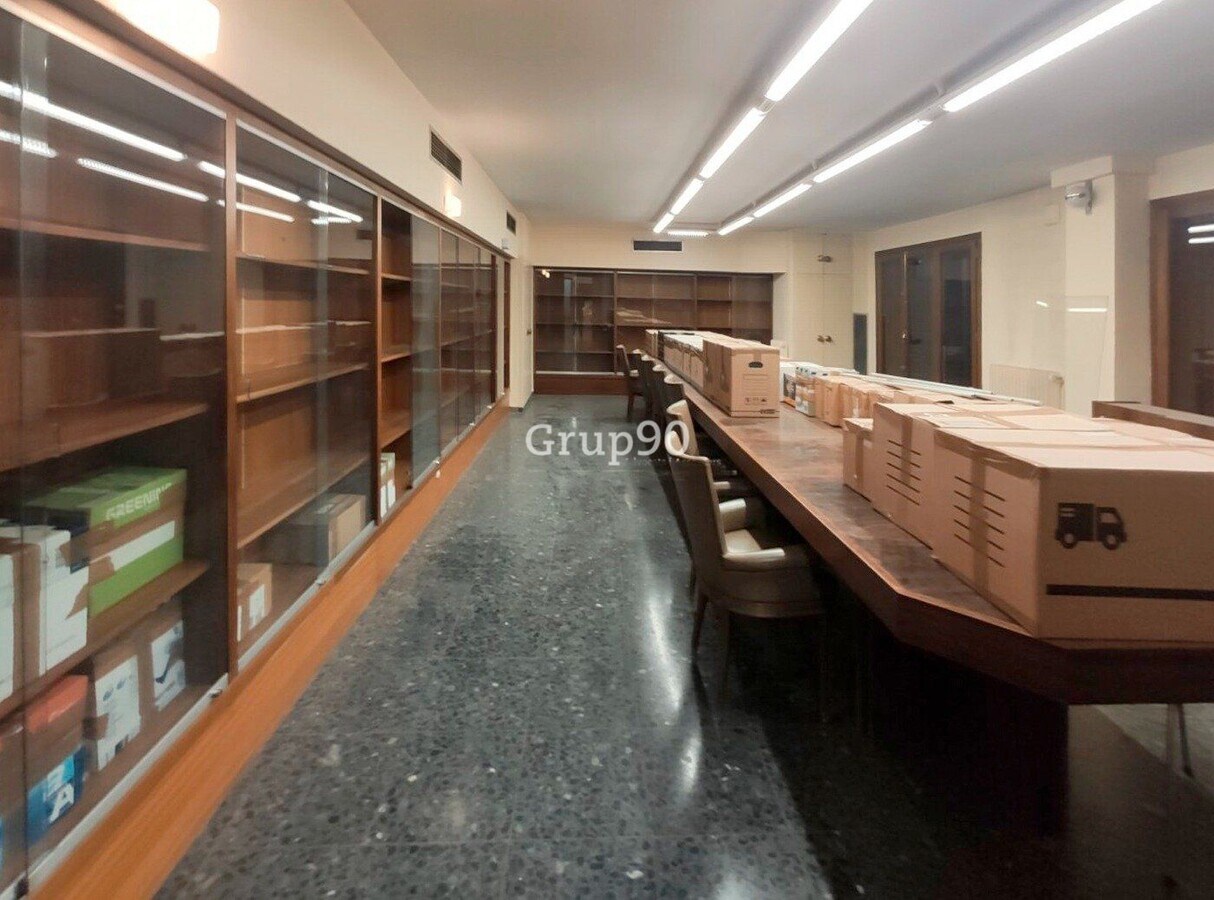 Lleida, LER 25002 -  -  - Foto del interior - Image 2 of 17