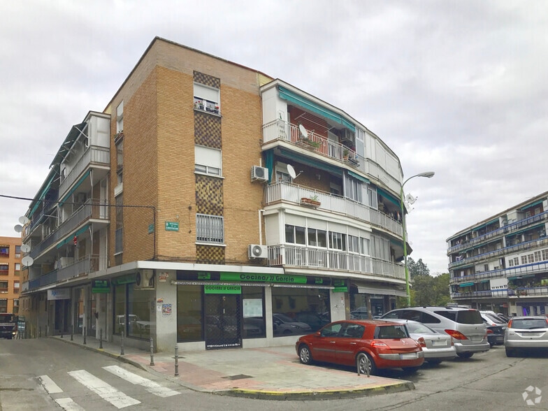 Local en Coslada, Madrid en alquiler - Foto del edificio - Imagen 2 de 2