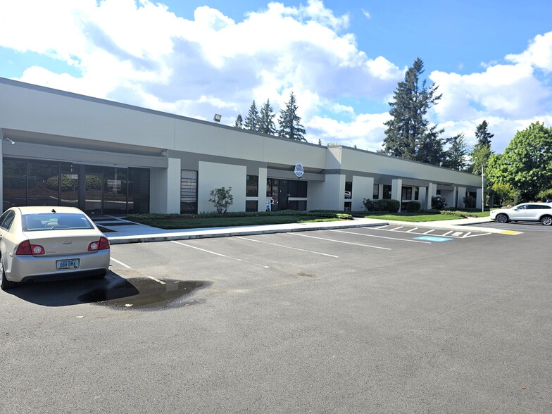 9325-9425 SW Commerce Cir, Wilsonville, OR en alquiler - Foto del edificio - Imagen 3 de 44