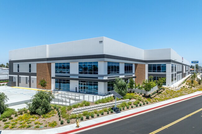 Más detalles de 1500 S Raymond Ave, Fullerton, CA - Nave en alquiler