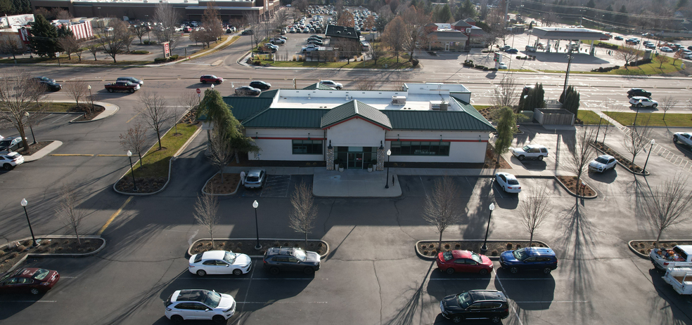 3314 E Chinden Blvd, Eagle, ID en alquiler - Foto del edificio - Imagen 2 de 5