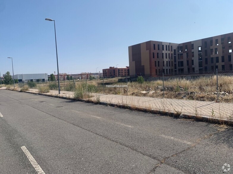 Terreno en Ávila, Ávila en venta - Foto del edificio - Imagen 3 de 6