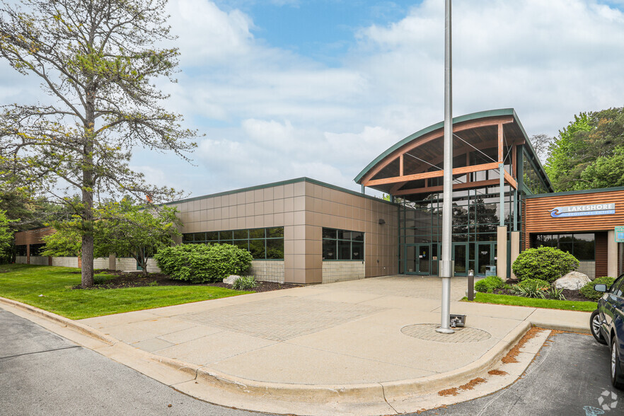 5000 Hakes Dr, Muskegon, MI en alquiler - Foto del edificio - Imagen 2 de 5