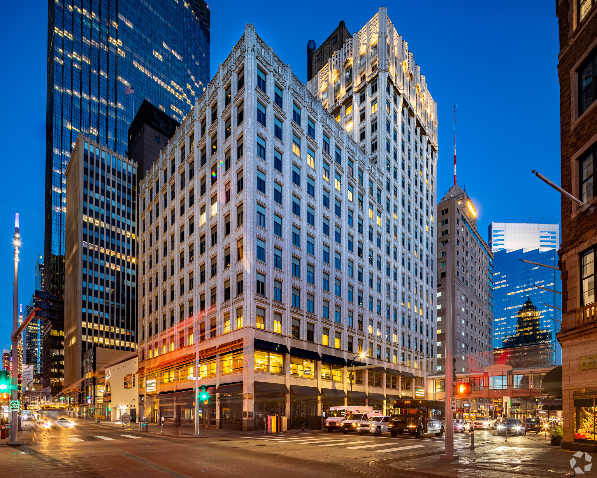 825 Nicollet Mall, Minneapolis, MN en alquiler Foto del edificio- Imagen 1 de 30