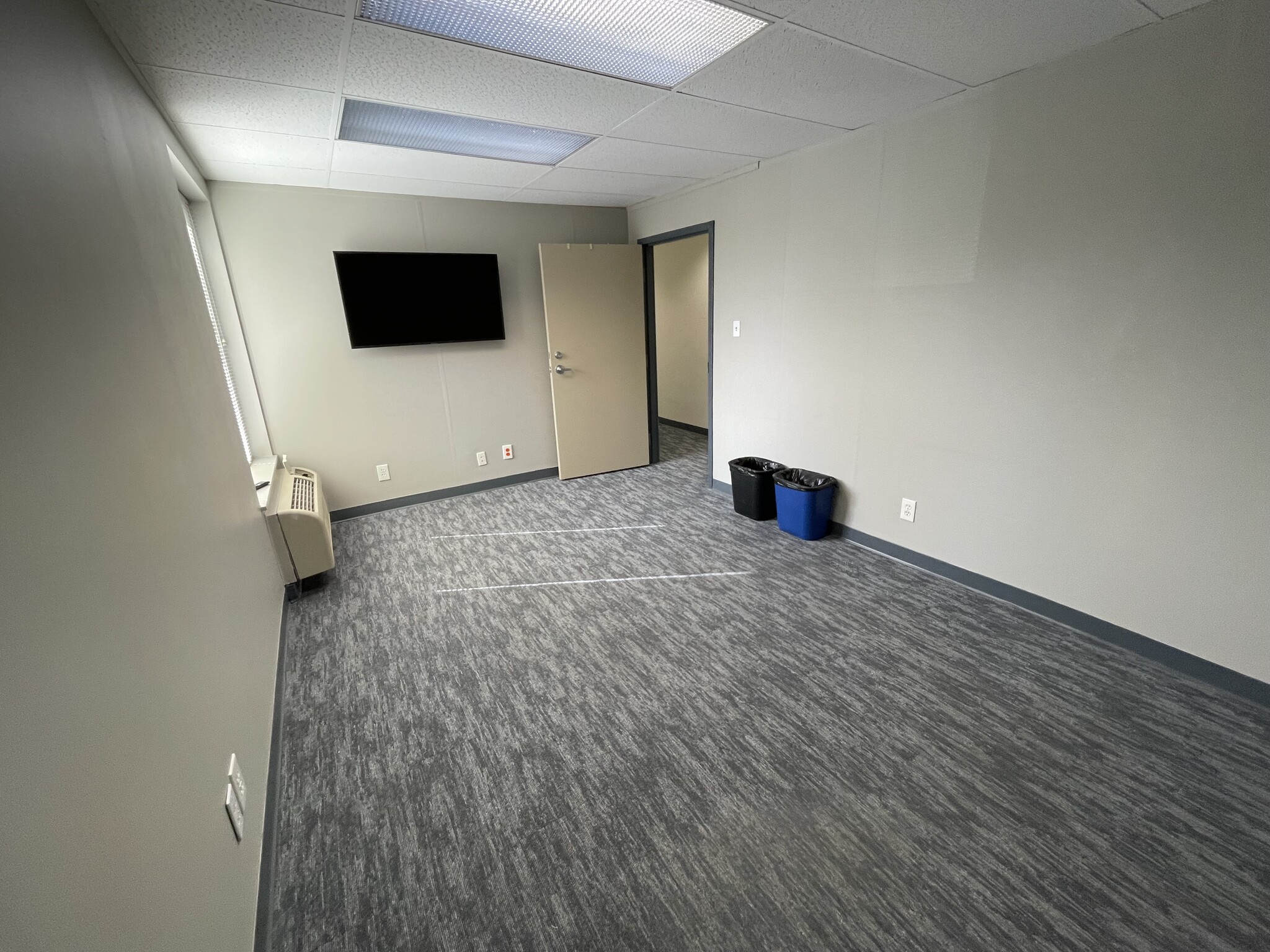 400 N Washington St, Falls Church, VA en alquiler Foto del interior- Imagen 1 de 8