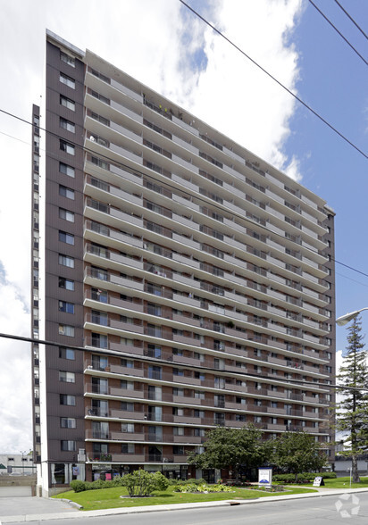 360 Croydon Ave, Ottawa, ON en alquiler - Foto del edificio - Imagen 3 de 18