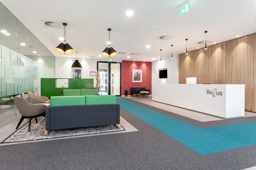 18 Guildford Business Park, Guildford en alquiler - Foto del interior - Imagen 3 de 15