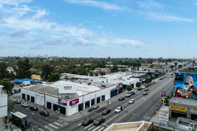 Más detalles para 852 N La Brea Ave, Los Angeles, CA - Local en alquiler