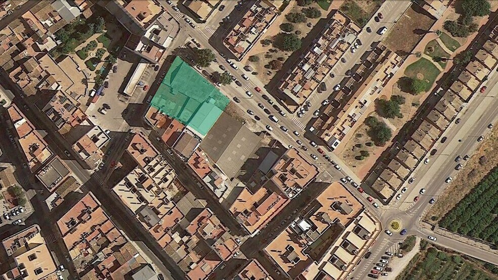 Carrer Joaquín Rodrigo, 8, Oliva, Valencia en venta - Foto del edificio - Imagen 3 de 9