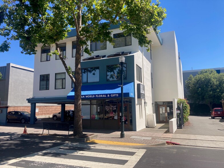 6500 Fairmount Ave, El Cerrito, CA en alquiler - Foto del edificio - Imagen 3 de 6