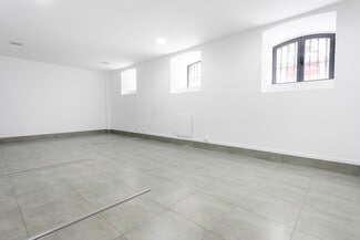 Más detalles de Calle del Almirante, 9, Madrid - Edificio residencial en venta