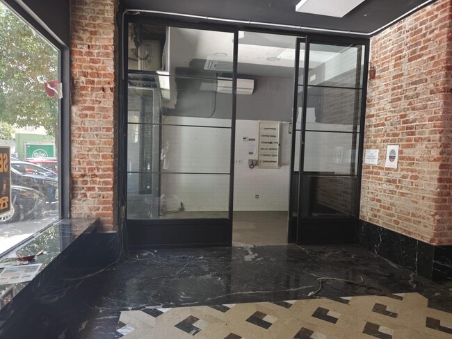 Más detalles de Local en alquiler