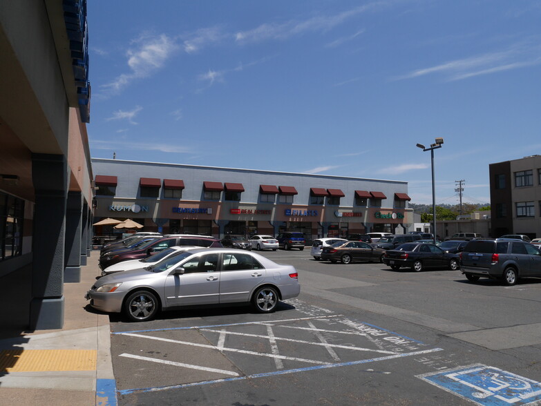 11100 San Pablo Ave, El Cerrito, CA en alquiler - Foto del edificio - Imagen 2 de 4