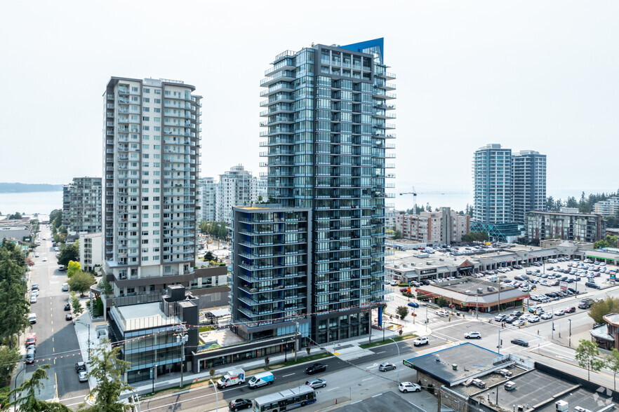 1586 Johnston Rd, White Rock, BC en venta - Foto del edificio - Imagen 2 de 4