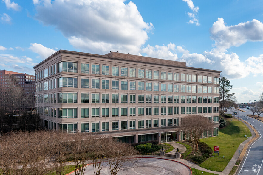 2500 Cumberland Pky SE, Atlanta, GA en alquiler - Foto del edificio - Imagen 1 de 13