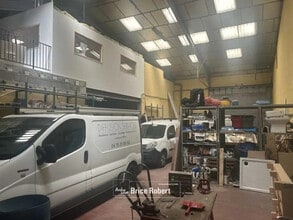 Oficina en Vaulx-en-Velin en alquiler Foto del edificio- Imagen 2 de 3