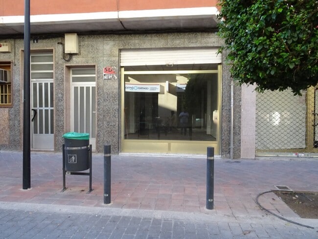 Más detalles de Local en alquiler