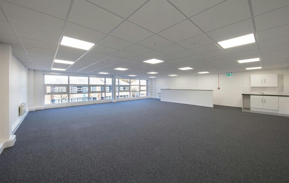 891-895 Plymouth Rd, Slough en alquiler - Foto del interior - Imagen 2 de 4