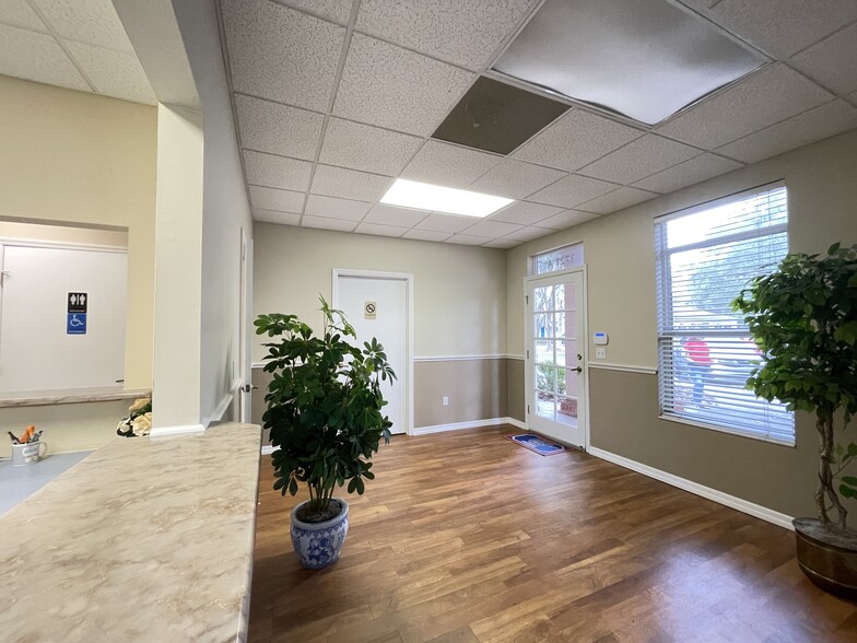 3721 NW 40th Ter, Gainesville, FL en venta - Foto del edificio - Imagen 3 de 9