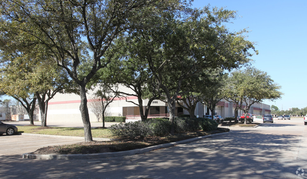 2155 Silber Rd, Houston, TX en alquiler - Foto principal - Imagen 1 de 4