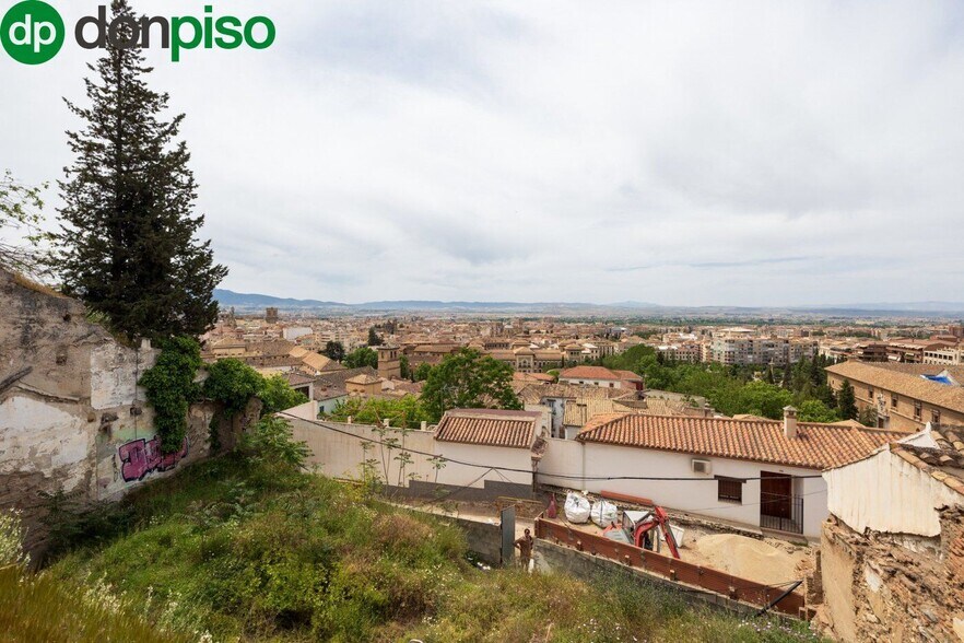 Calle Barrichuelo Cartuja, 23, Granada, Granada en venta - Foto del edificio - Imagen 3 de 36
