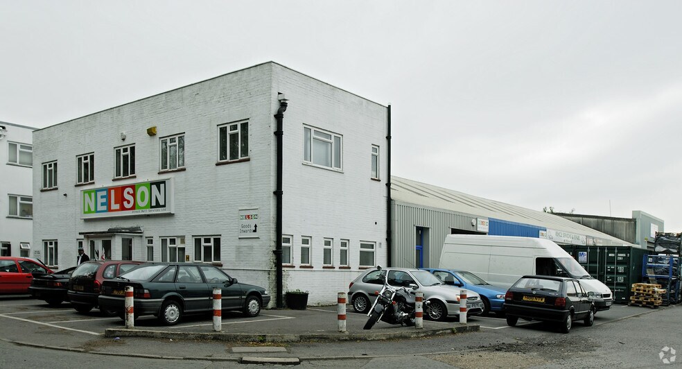 Hanworth Ln, Chertsey en venta - Foto del edificio - Imagen 2 de 8