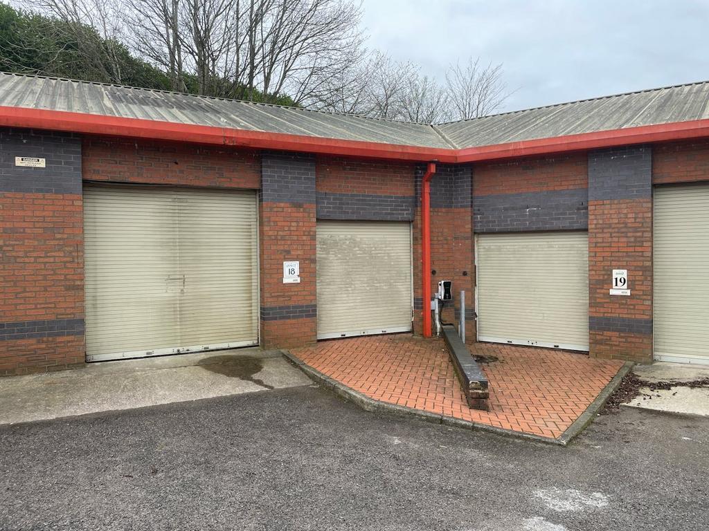 Units 17-21, Station St, Leek en alquiler Foto principal- Imagen 1 de 35