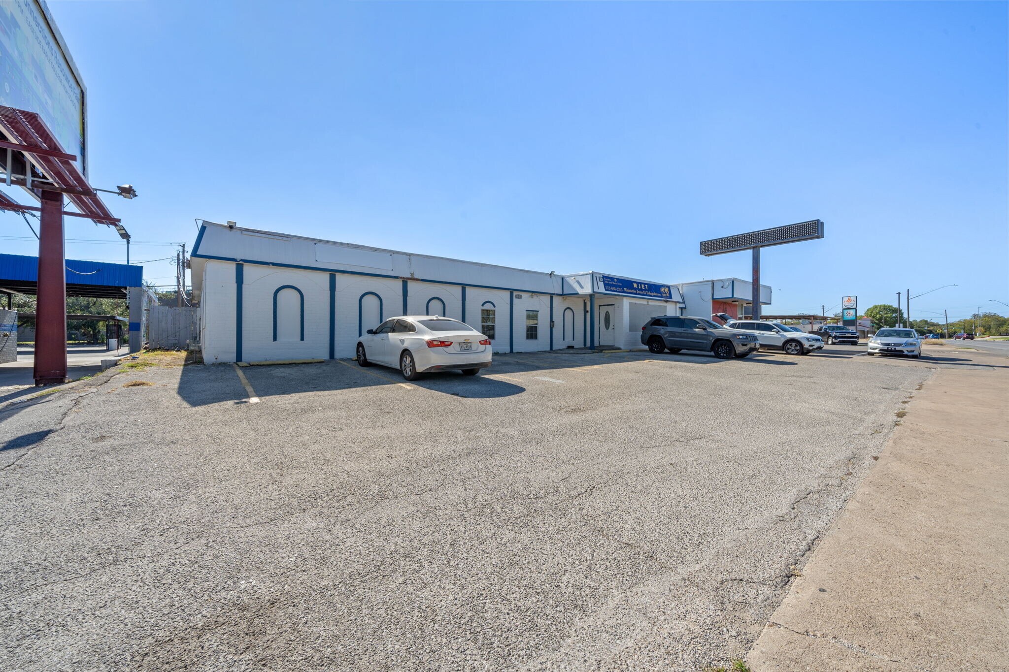 1903-1905 Gaston Place cartera de 2 inmuebles en venta en LoopNet.es Foto del edificio- Imagen 1 de 8