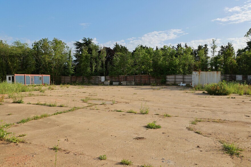 Grange Farm Ln, Chigwell en alquiler - Foto del edificio - Imagen 1 de 10