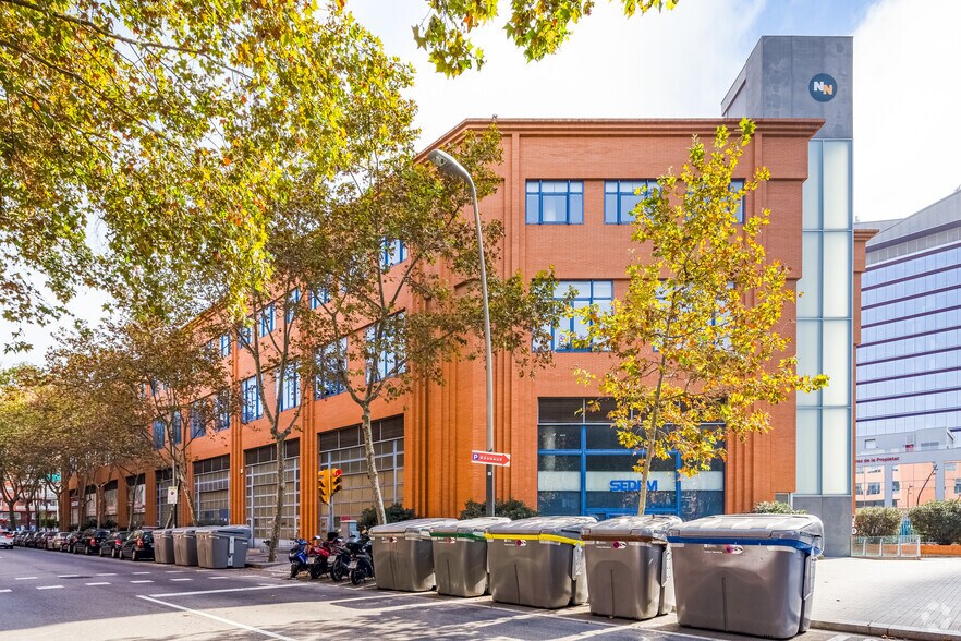 Passeig De La Zona Franca, 135-139, Barcelona, Barcelona en alquiler - Foto del edificio - Imagen 2 de 10
