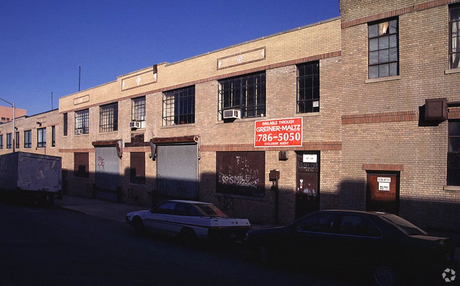 47-31 35th St, Long Island City, NY en alquiler - Foto del edificio - Imagen 2 de 2