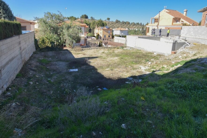 Calle Rosalía de Castro, 4, Alhendín, Granada en venta - Foto del edificio - Imagen 2 de 17