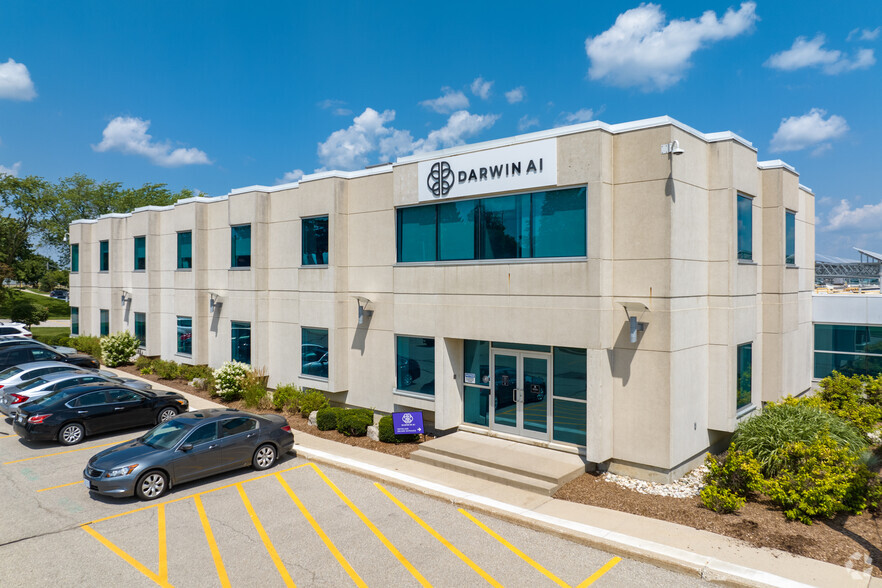 600 Weber St N, Waterloo, ON en alquiler - Foto del edificio - Imagen 1 de 35