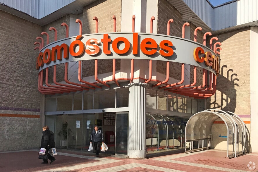 Calle Libertad, 38, Móstoles, Madrid en alquiler - Foto del edificio - Imagen 3 de 3