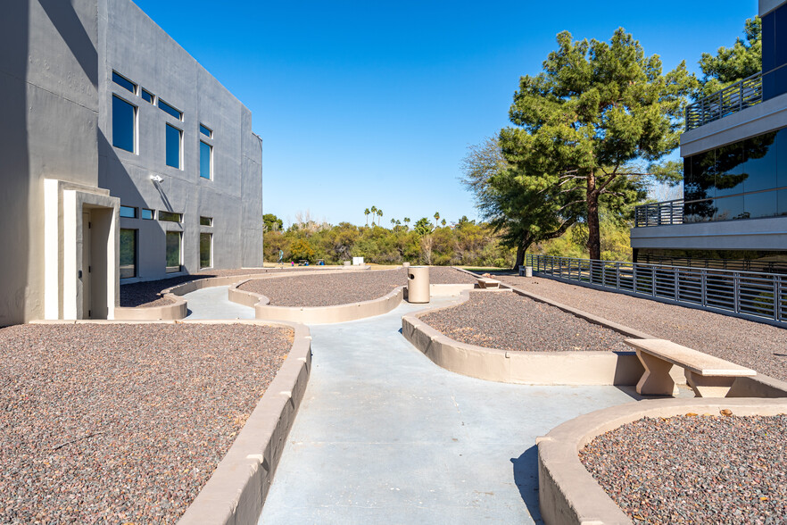 11209 N Tatum Blvd, Phoenix, AZ en alquiler - Foto del edificio - Imagen 3 de 13