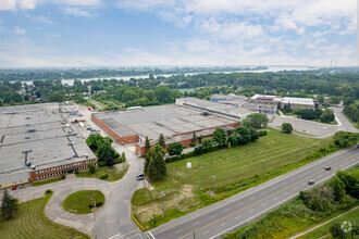 15300 Rue Sherbrooke E, Montréal, QC - VISTA AÉREA  vista de mapa