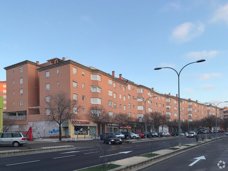 Edificio residencial en Toledo, Toledo en venta - Foto del edificio - Imagen 2 de 2