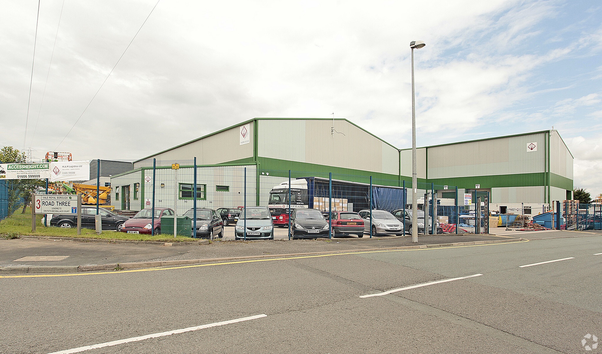 Road One, Winsford en alquiler Foto principal- Imagen 1 de 8