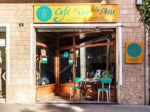 Local en Esplugues de Llobregat, Barcelona en alquiler Foto del interior- Imagen 1 de 24